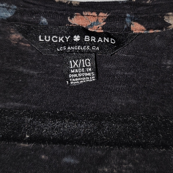 Lucky Brand Tee, size 1X,Black - Picture 2 of 4